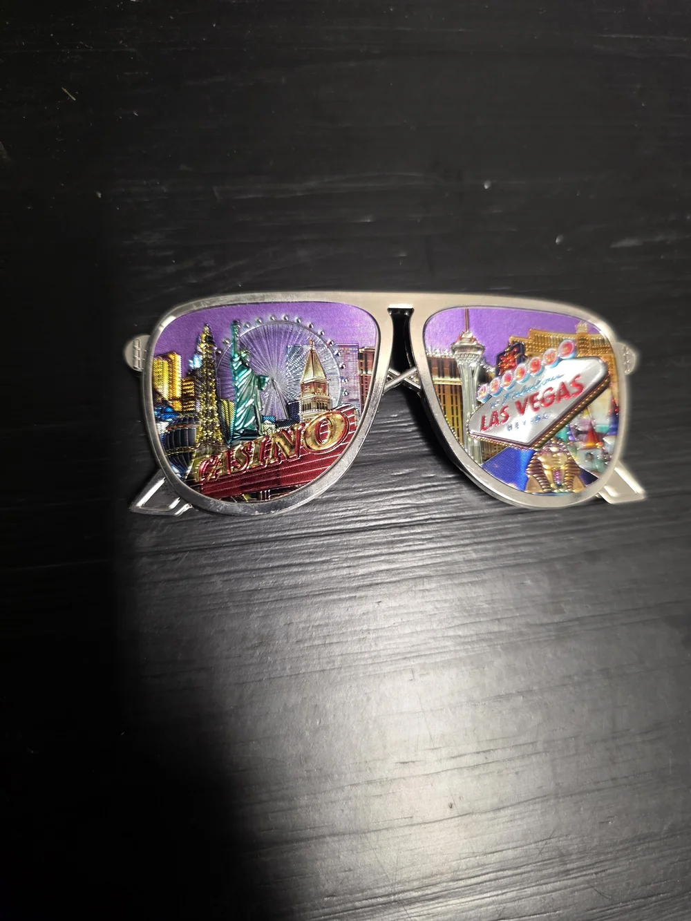 Las Vegas Casino Sunglasses Novelty Magnet - Silver